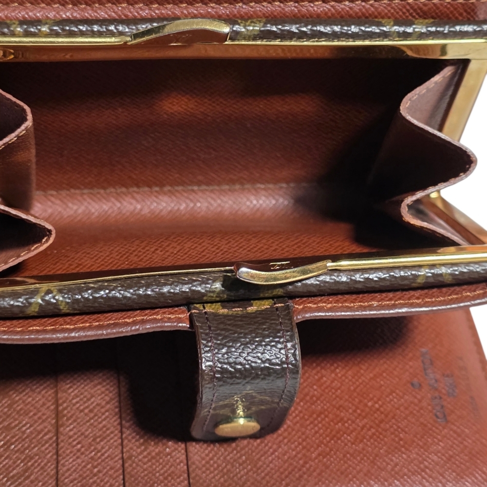 Authentic Louis Vuitton Monogram Snap Wallet & Kisslock Closure-COA W/ Purchase - Picture 9 of 16